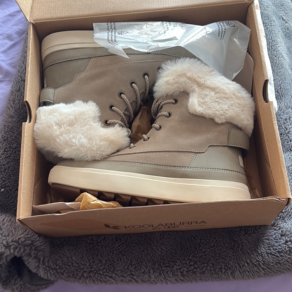 Koolaburra Women's Tan Winter Boots